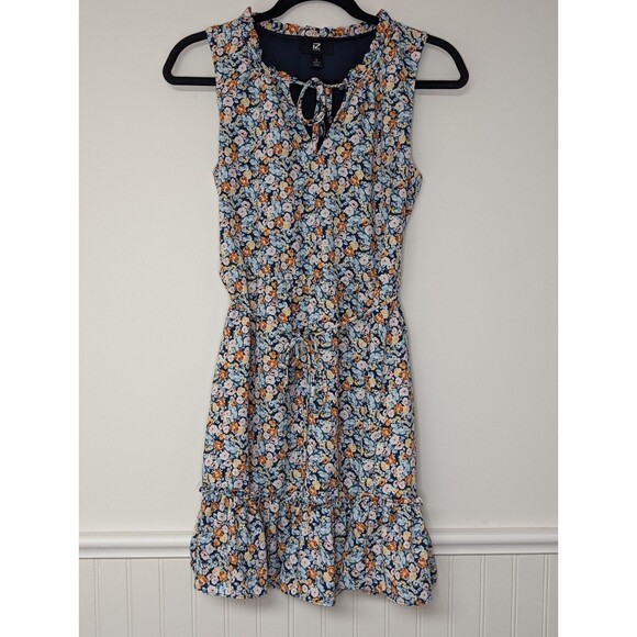 Iz Byer Dresses & Skirts - IZ Byer Floral Ruffled Collar and Bottom Tiered Dress Garden Size Small